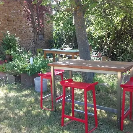Tatil Evi Les Granges Dans Ferme Provencale. 14 Pers Ongles