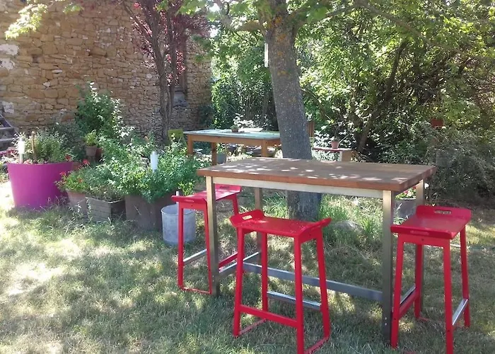 Semesterbostad Les Granges Dans Ferme Provencale. 14 Pers Ongles