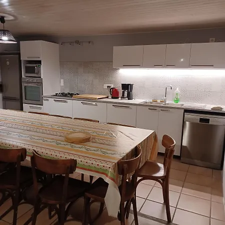 Дом отдыха Les Granges Dans Ferme Provencale. 14 Pers