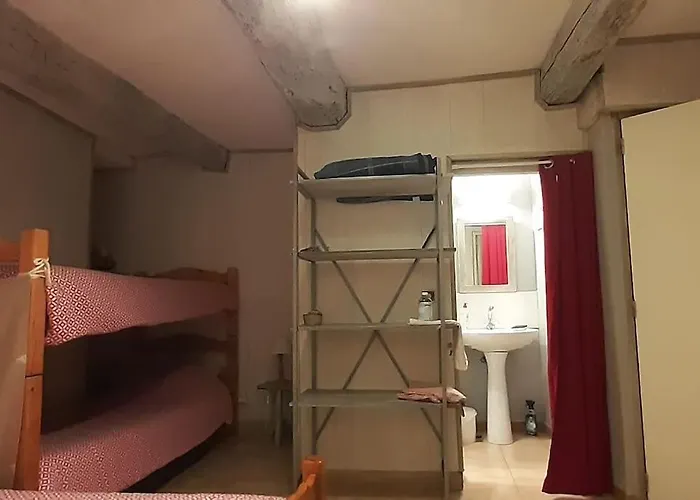 Nyaraló Les Granges Dans Ferme Provencale. 14 Pers Ongles